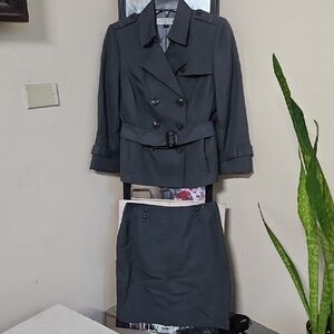 Stylish Gray Double-Breasted Suit Set